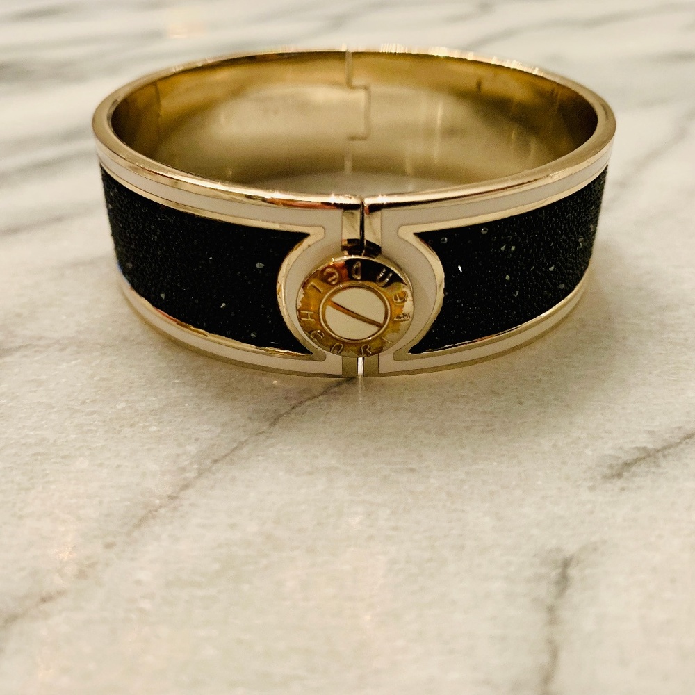 Henri Bendel Bangle